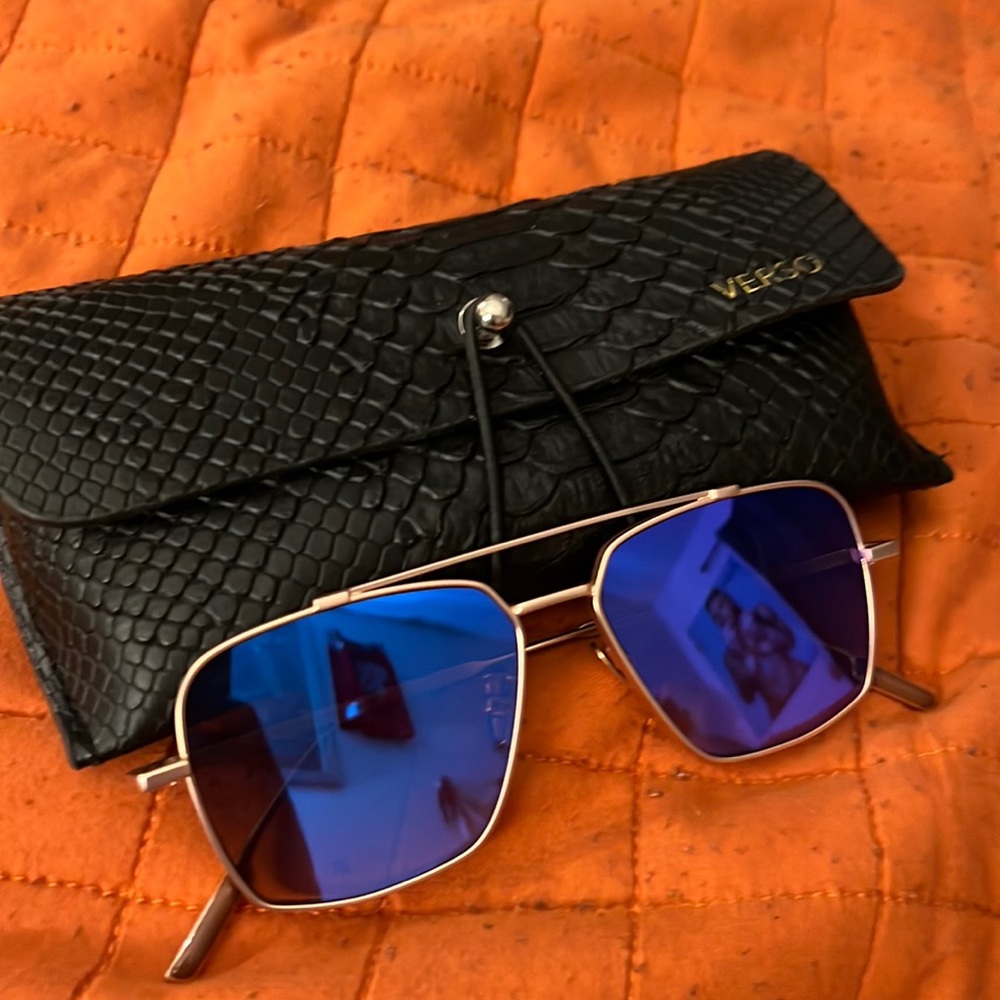 Verso shades